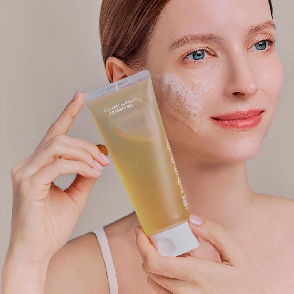 Organic Flowers Foaming Gel