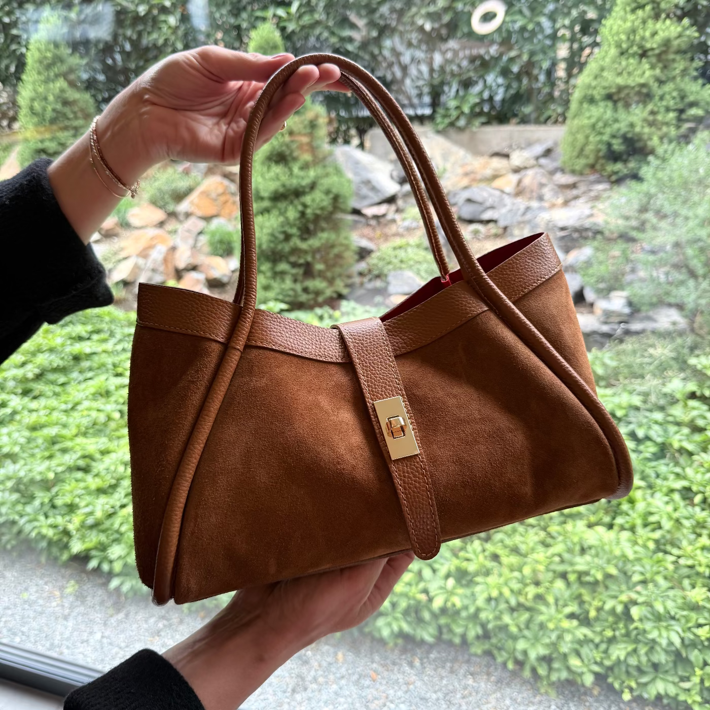 Italská semišová kabelka z pravé kůže COGNAC LEATHER