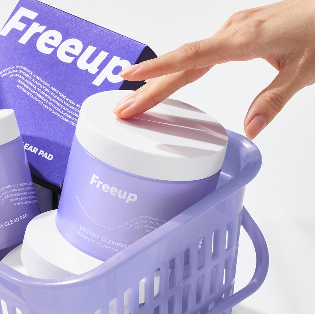 Čistící exfoliační peelingové tampónky pro problematickou pleť 70 ks